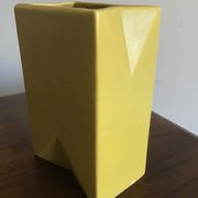Vase art deco