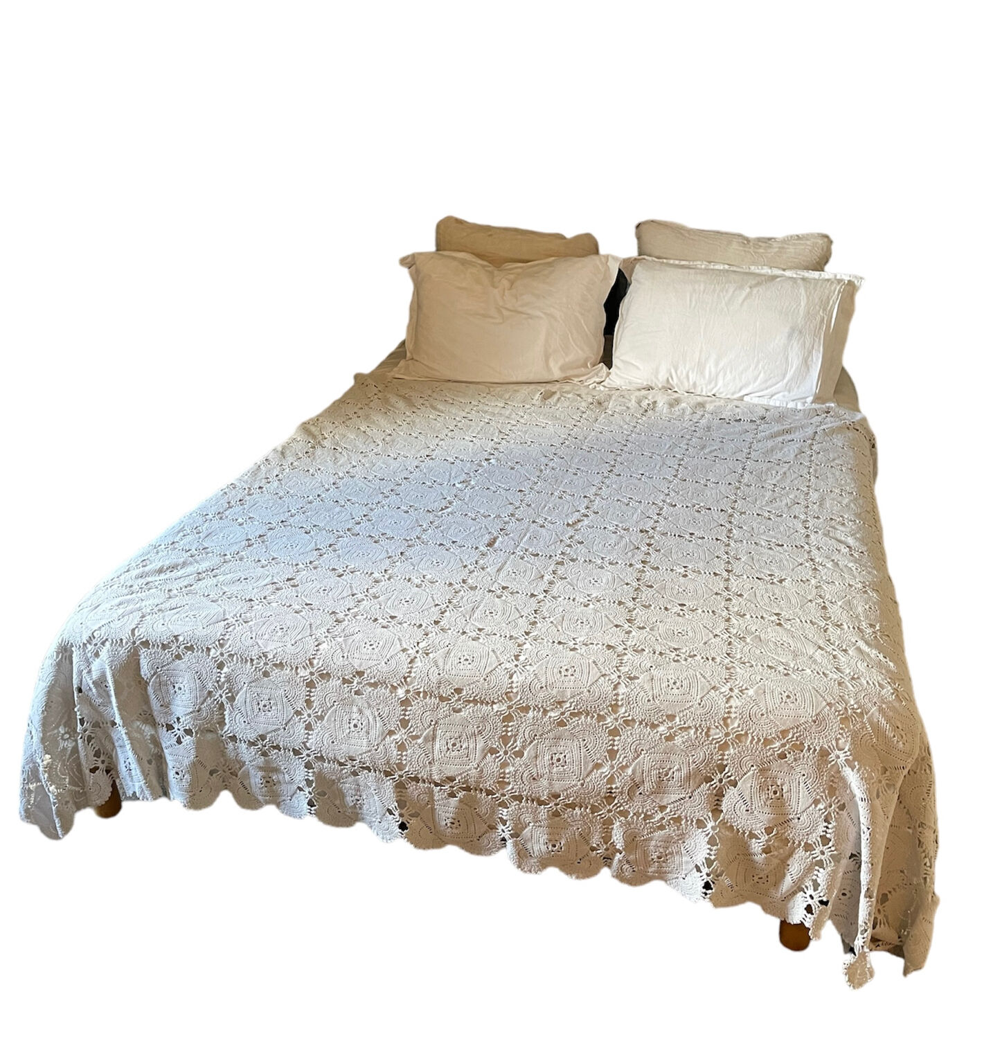 White vintage crochet bedspread