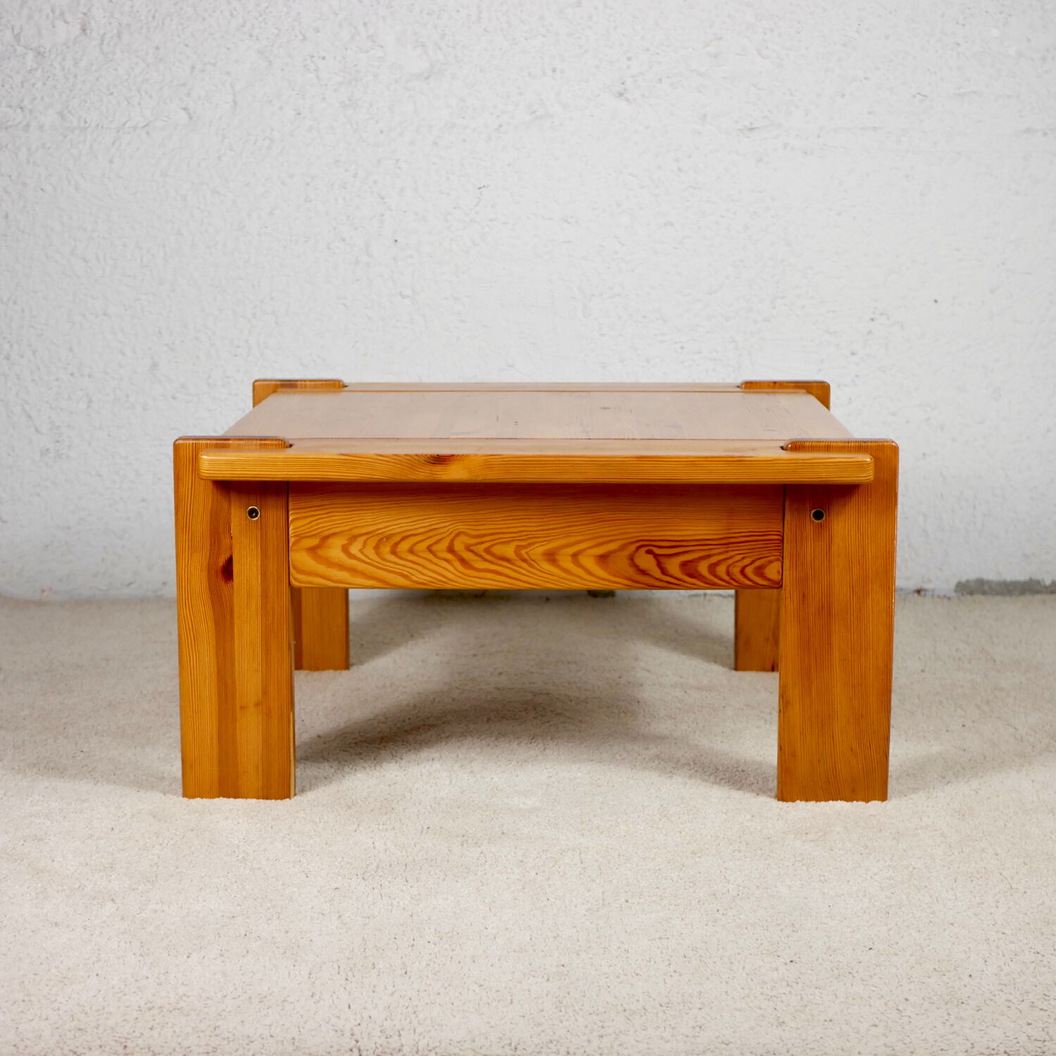 Brutalist coffee table Maison Regain