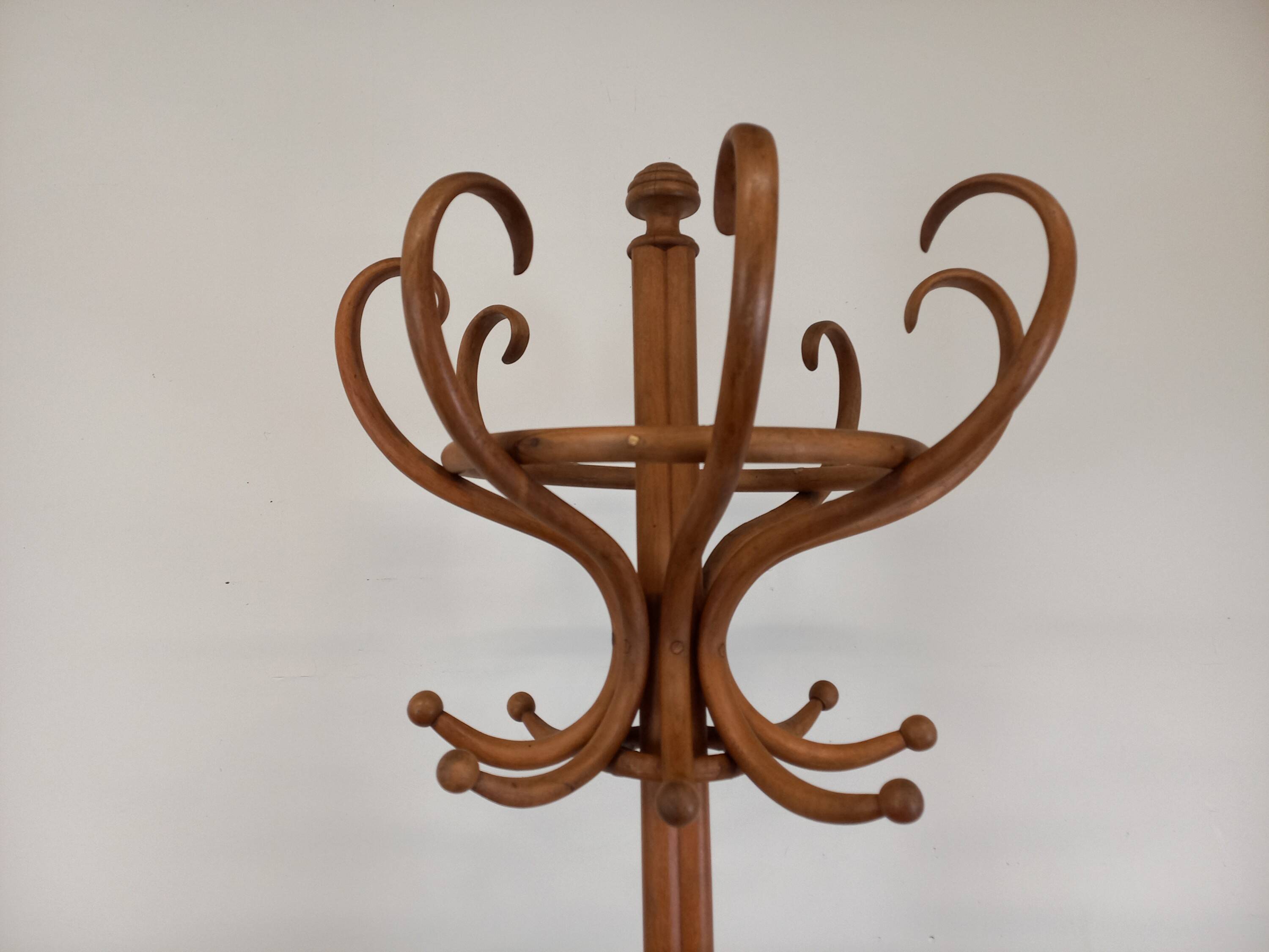 Thonet parrot coat rack