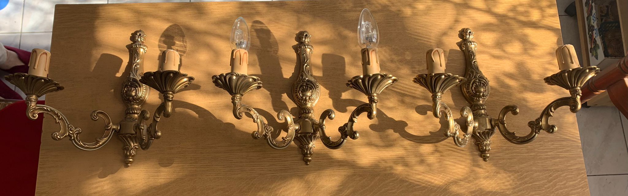 Delmas wall lamps