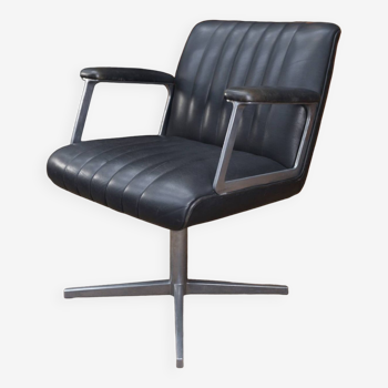 Designer swivel metal leather office chair from the 1970s