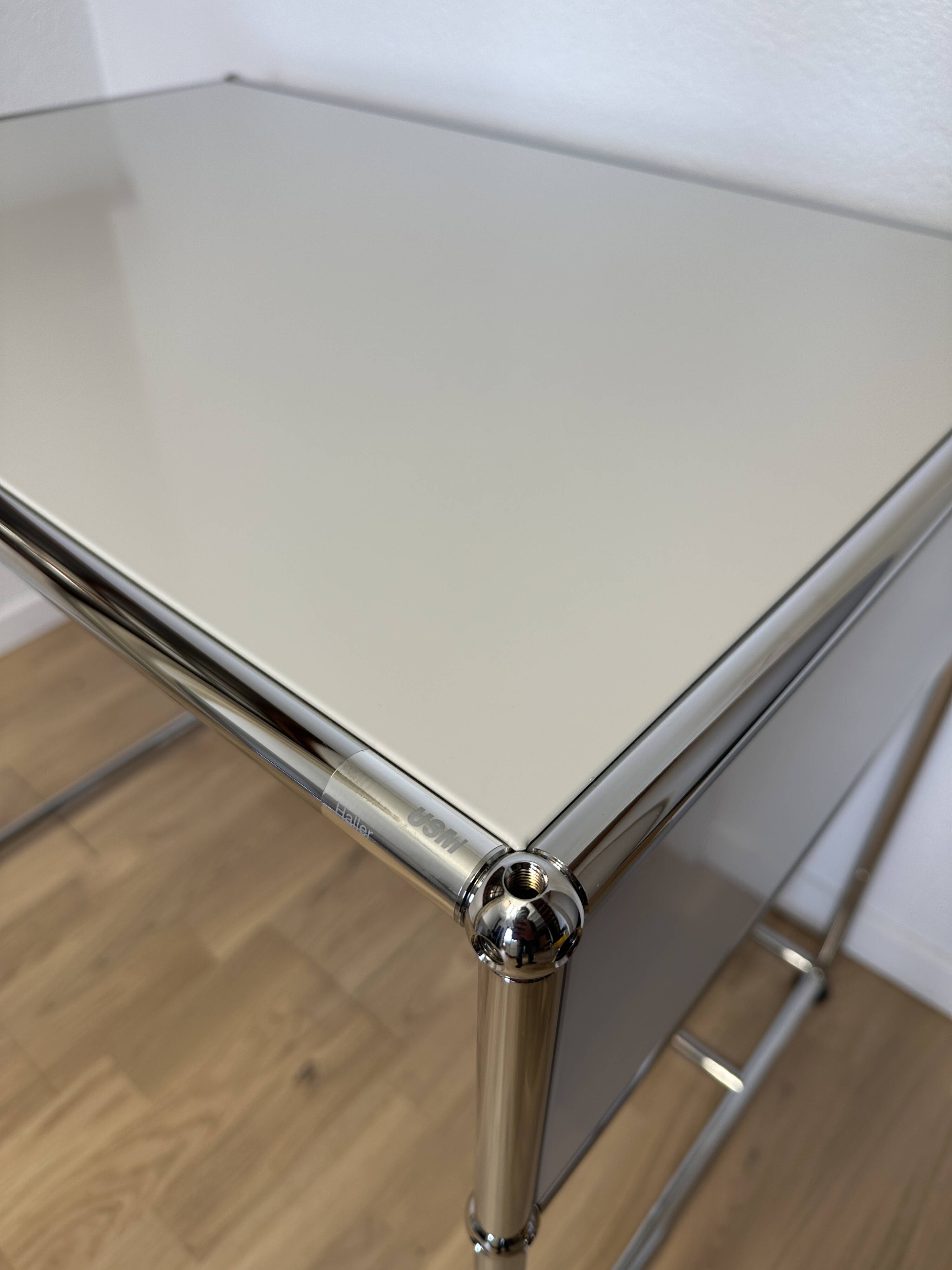 USM Haller Desk / Sideboard in Light Grey