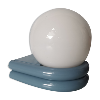 Vintage metal and opaline wall lamp