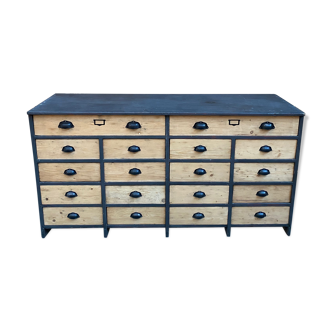 Trade cabinet with drawers