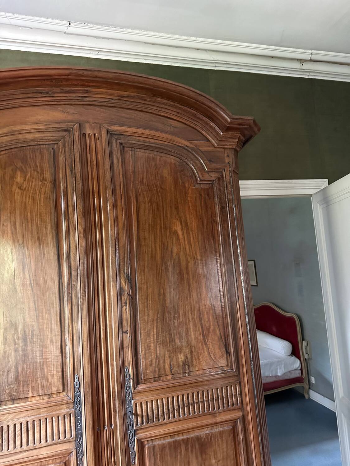 Louis XV walnut wardrobe, 18th century