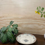 Round iron earth dish Moulin de loup Florida Grimaud Poitiers