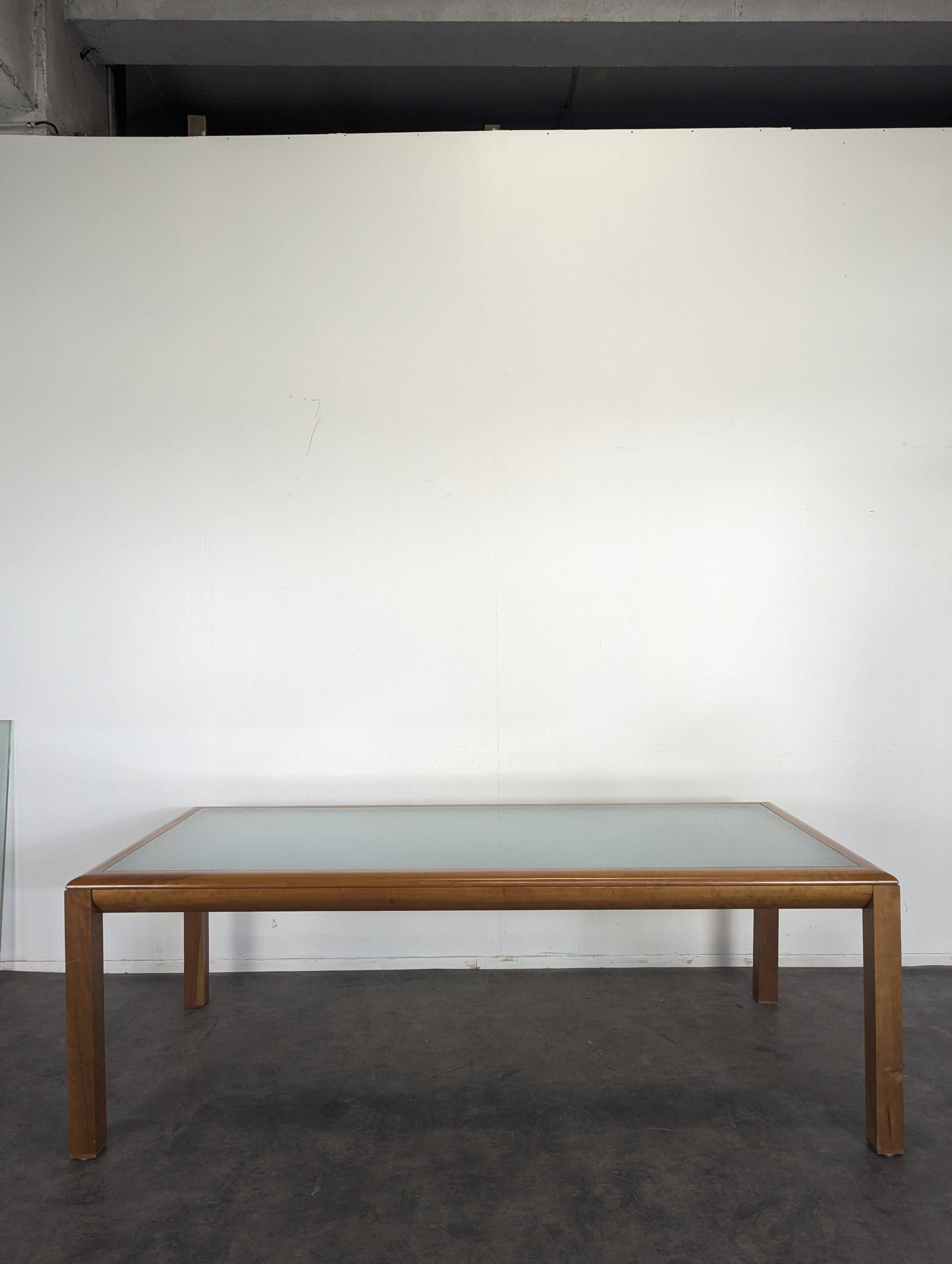 Grande table de repas en verre et merisier