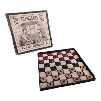 Antique draughts game, the travellers