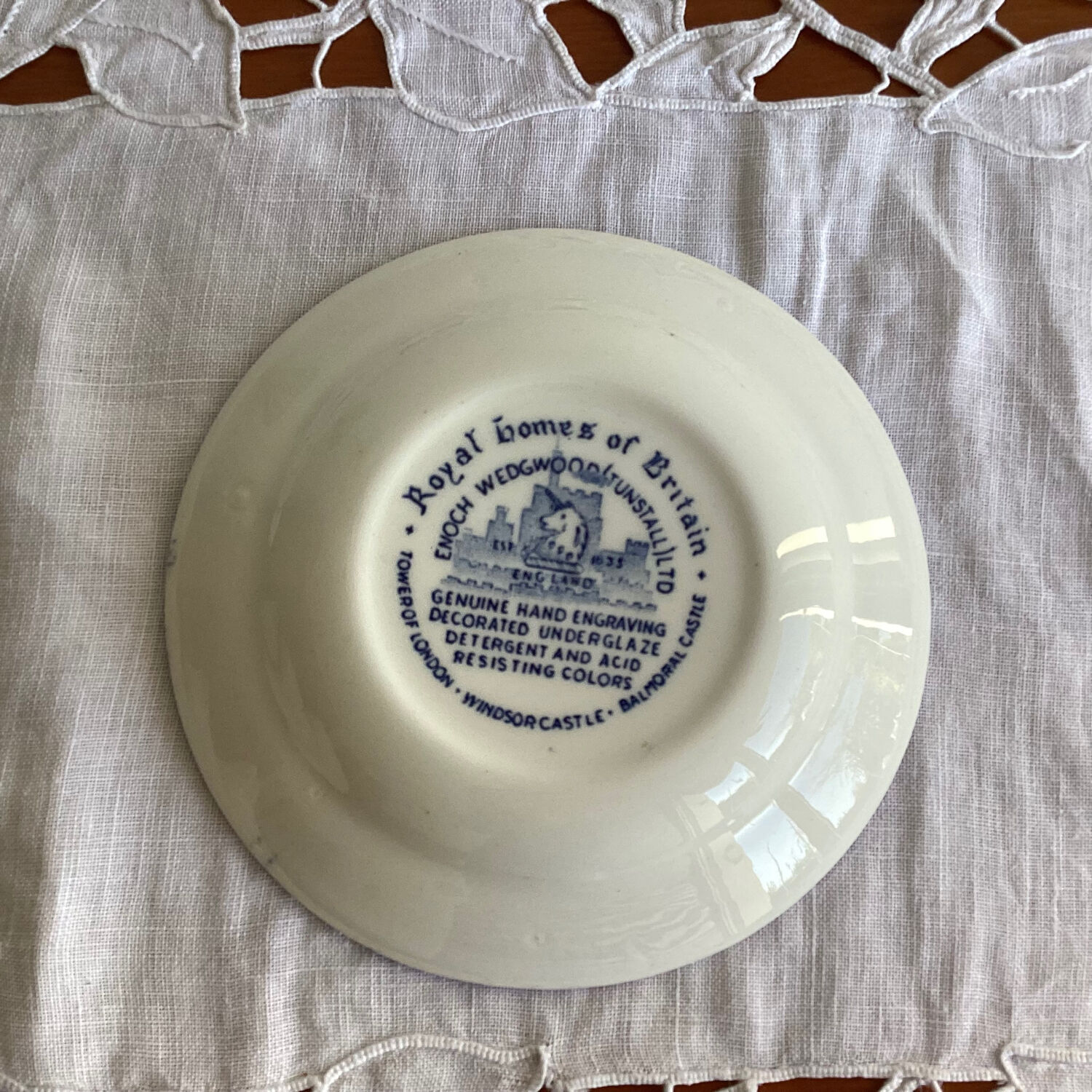 Royal homes of britain by wedgwood empty pocket cup