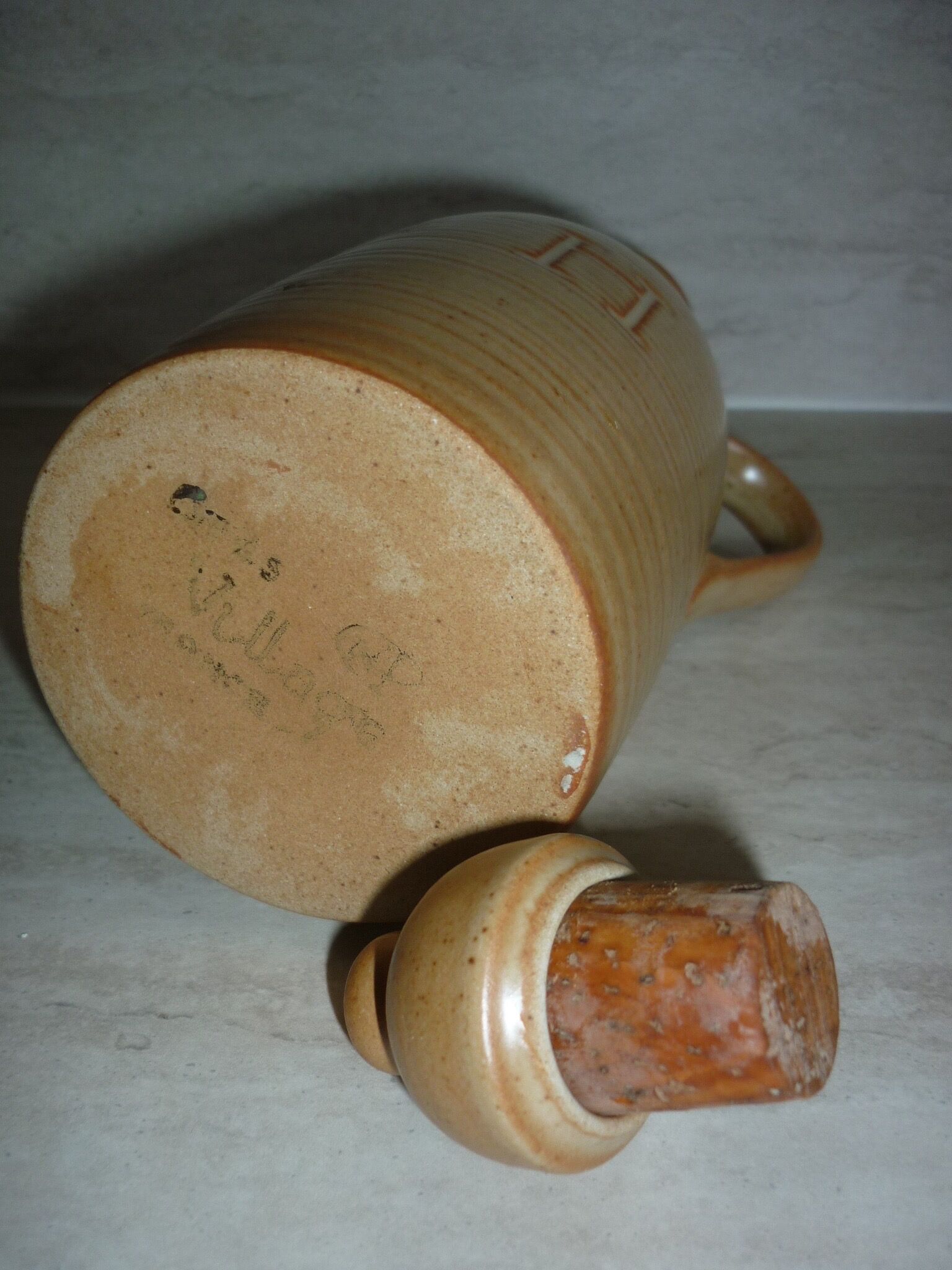 Oilstone pitcher CNP Village