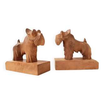 Vintage wooden dog bookends, 1950s-60s.