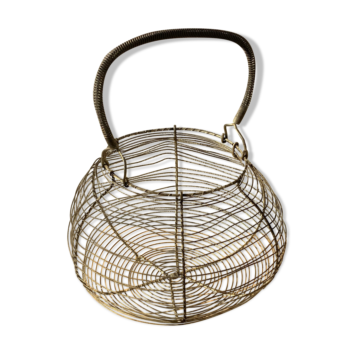 Vintage iron egg basket with hanse antique