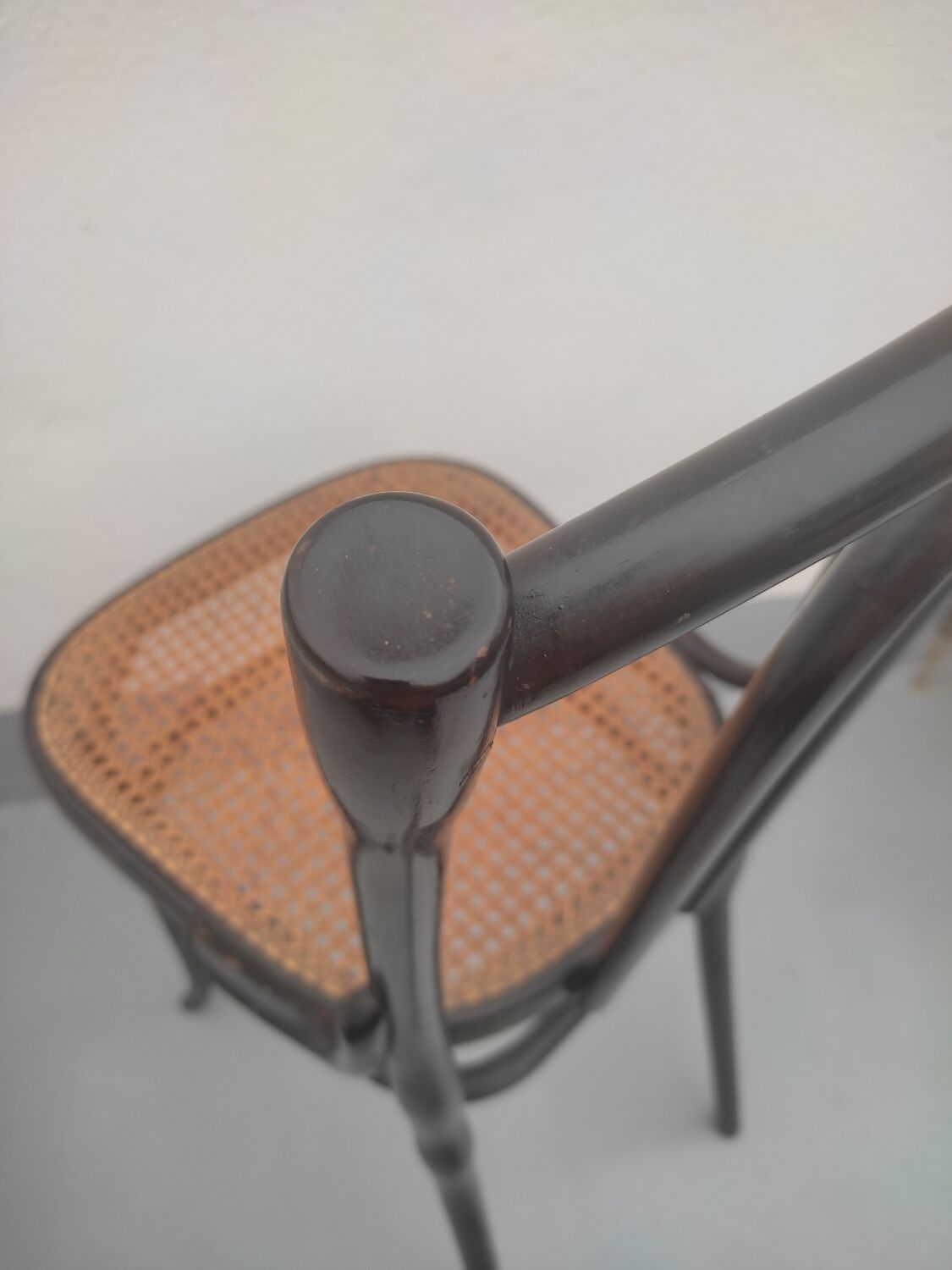 Thonet curved wooden bar chair