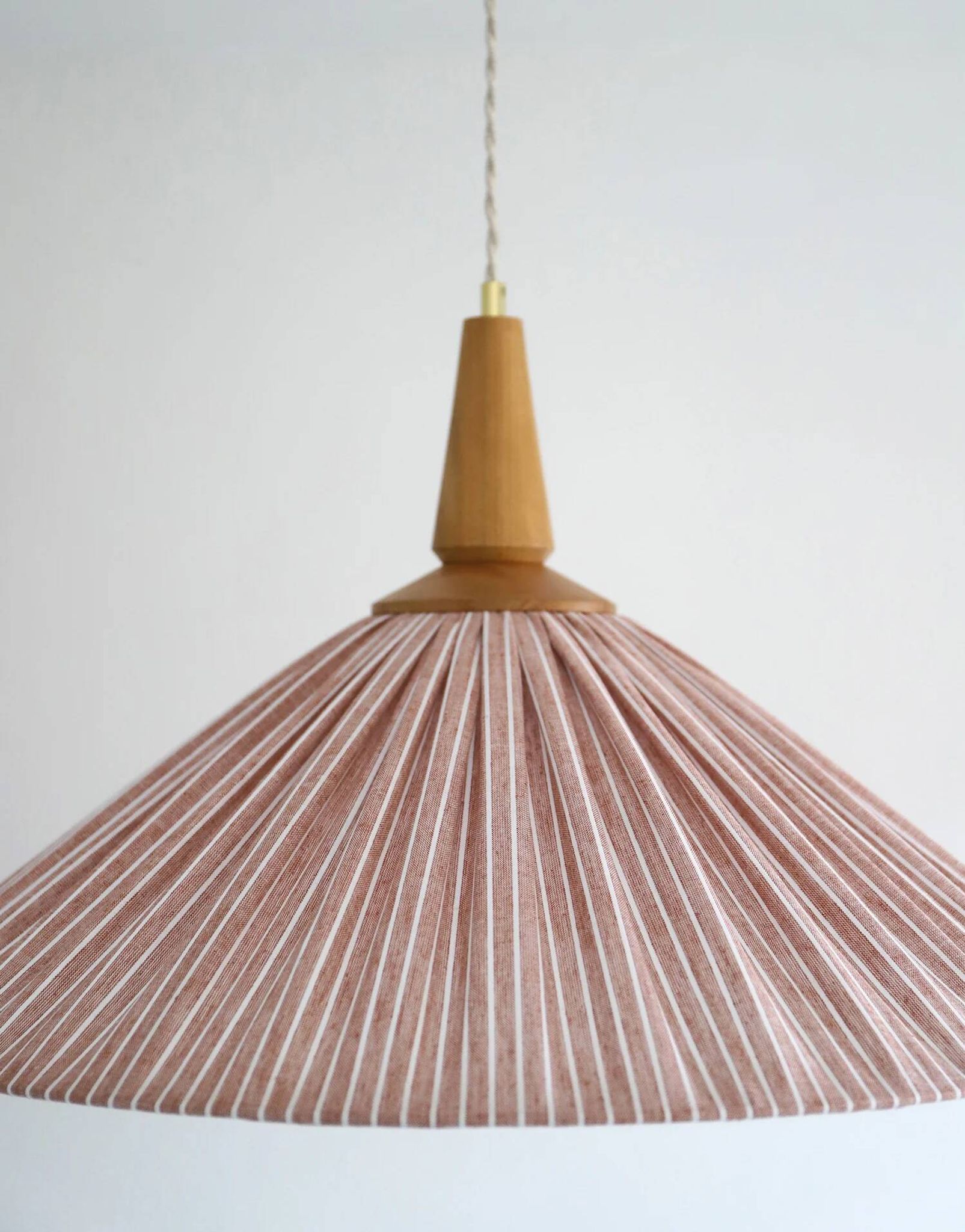 Suspension ELEONORE — 60 cm, lin et coton rayé terra