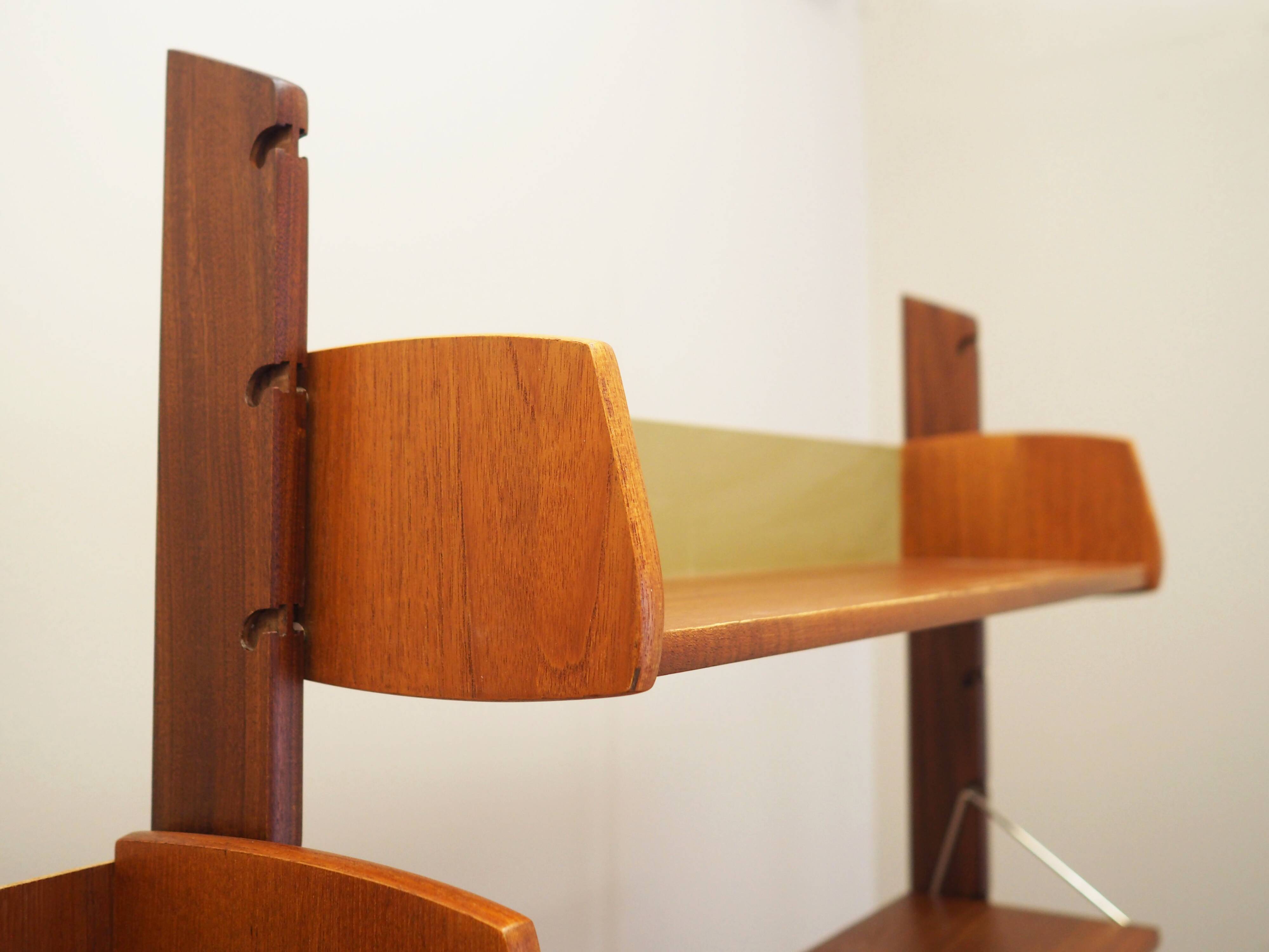 Bibliothèque en teck, design norvégien, années 1960, production : Blindheim Mobelf