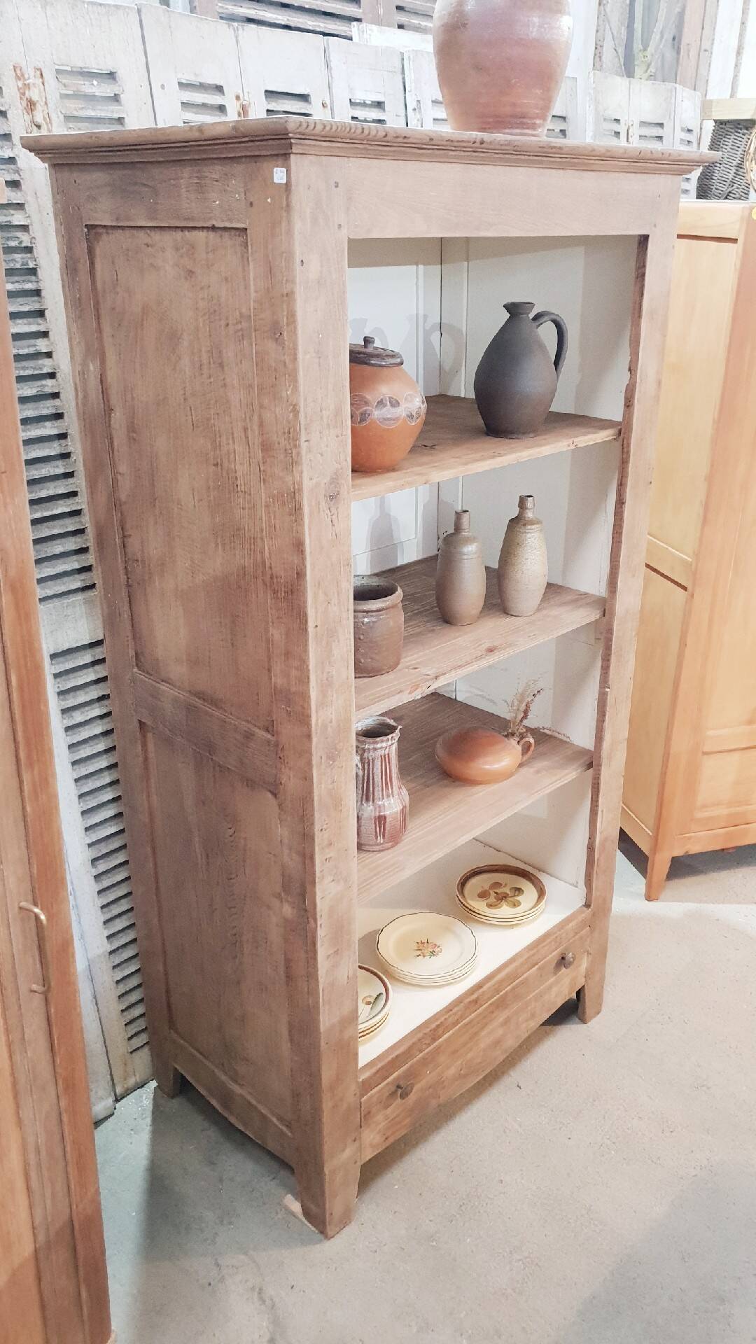 Armoire de rangement