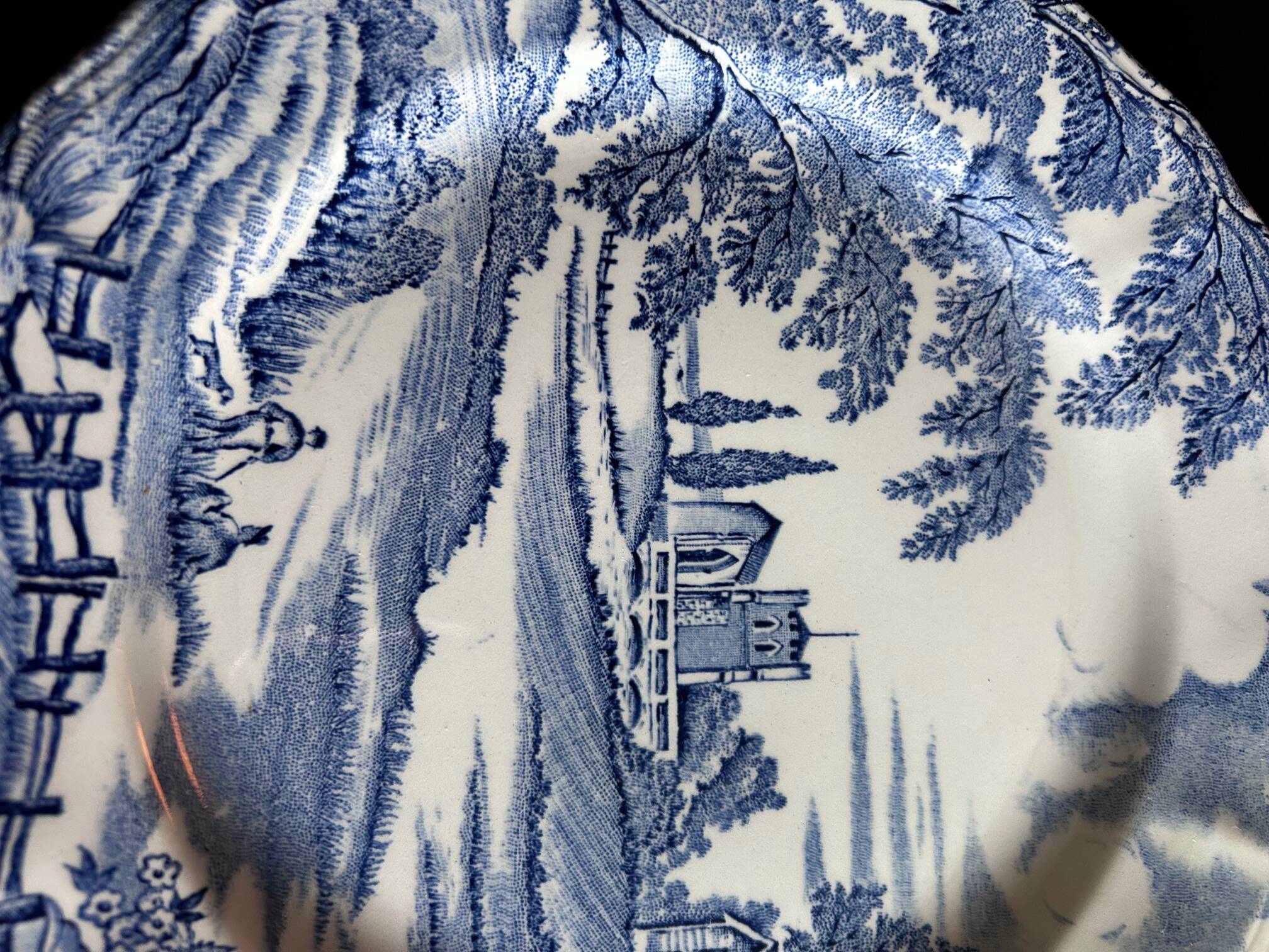dessert plates and dish English Style