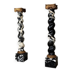 Paire de colonnes torsadées