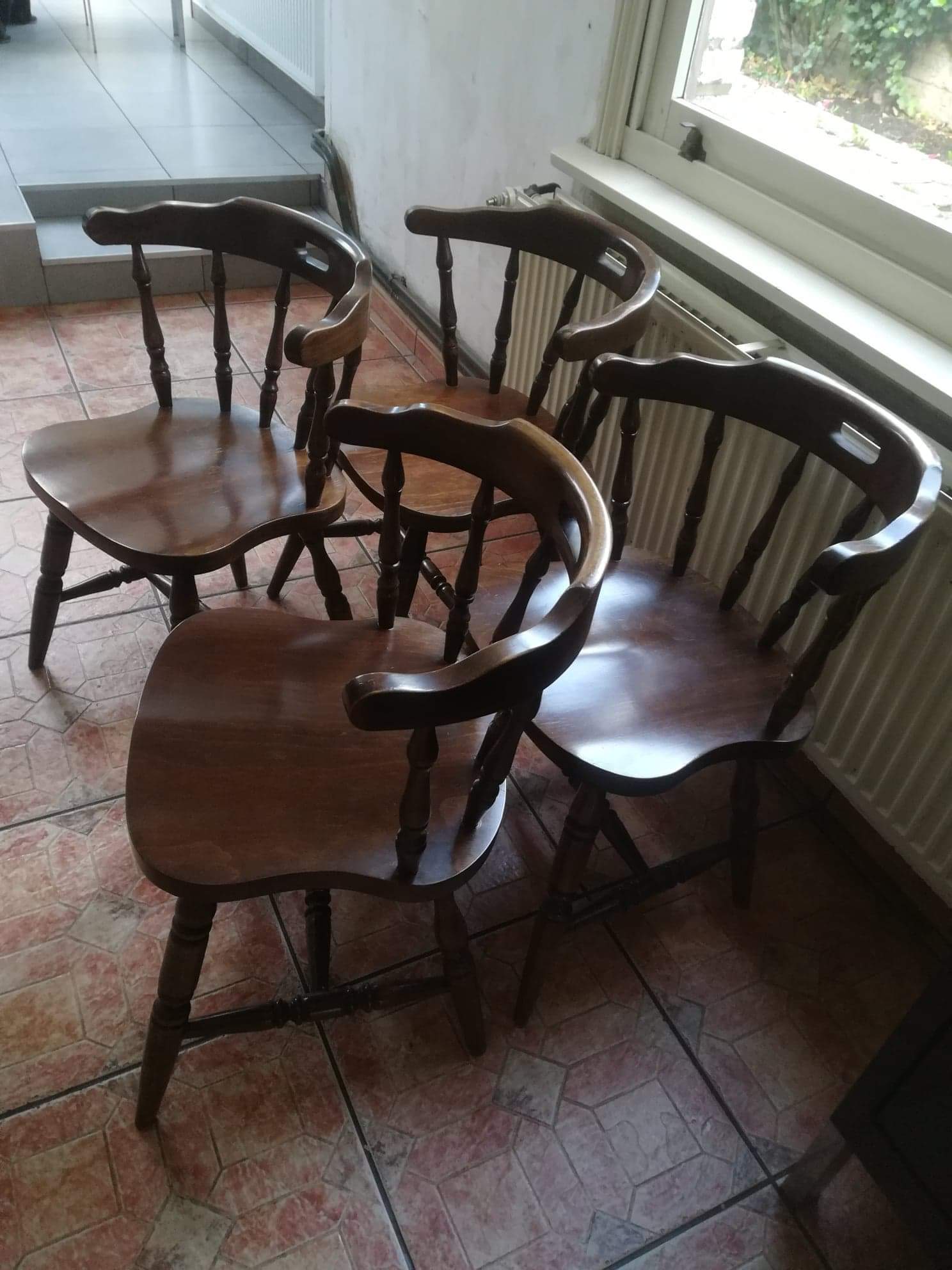 4 bistro chairs