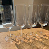 4 flutes stemmed glasses wine / champagne
