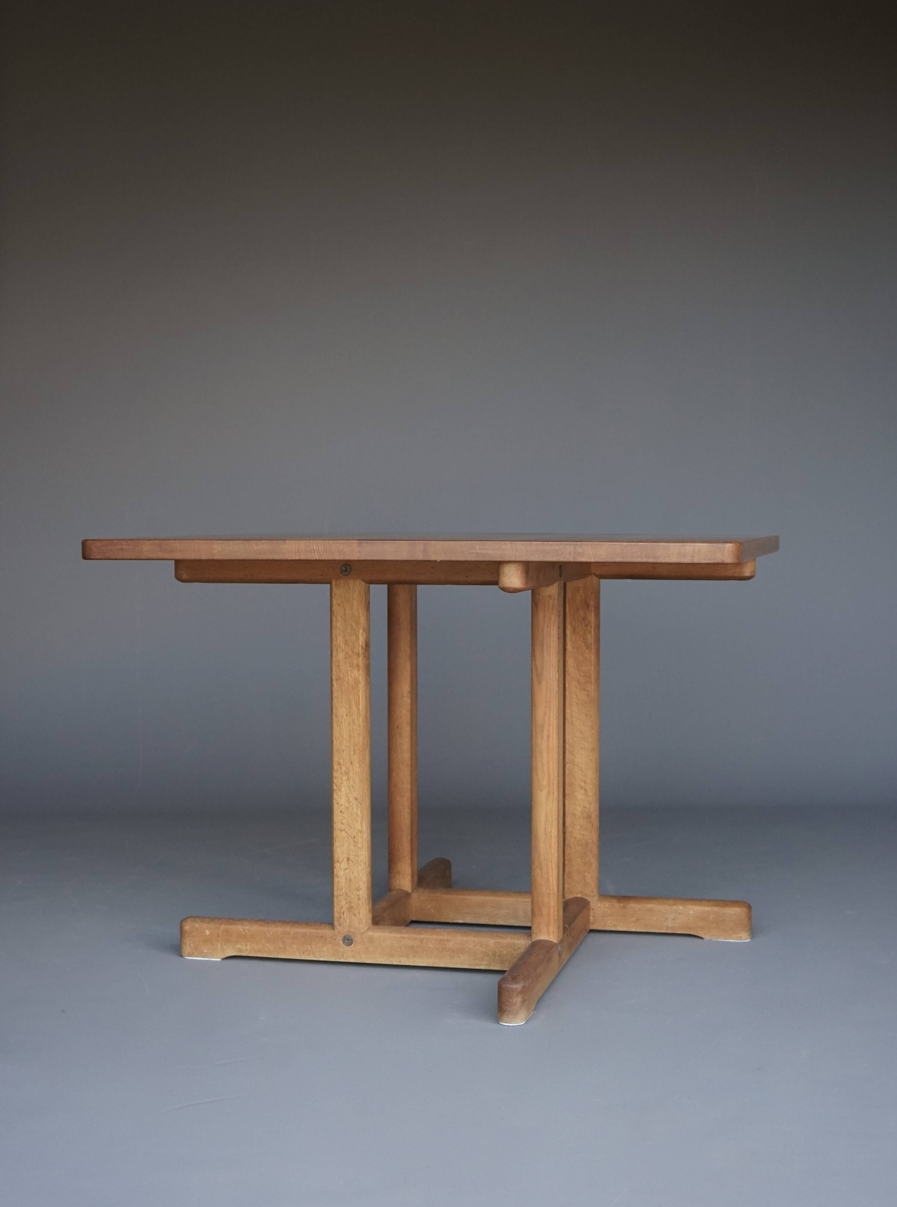Dining table Børge Mogensen model 6288 for Fredericia Stolefabrik Denmark,