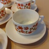 Six Scania Arcopal coffee cups