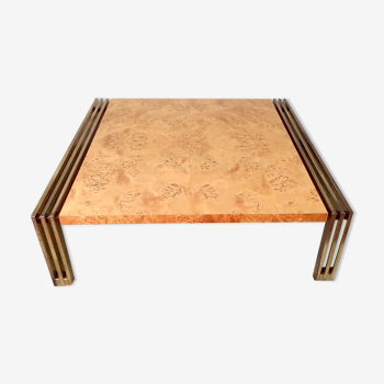 Table basse design en loupe d’orme et laiton – années 70