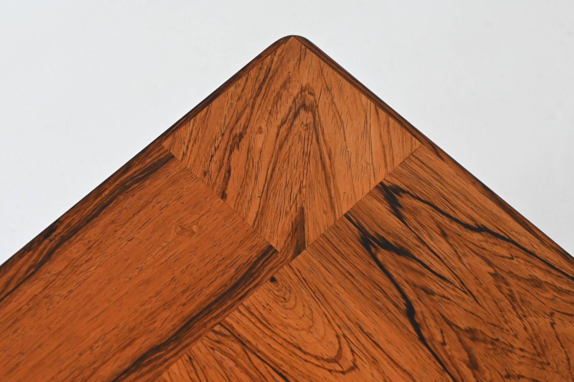Grande table basse Alberts Tibro en palissandre Danemark 1970