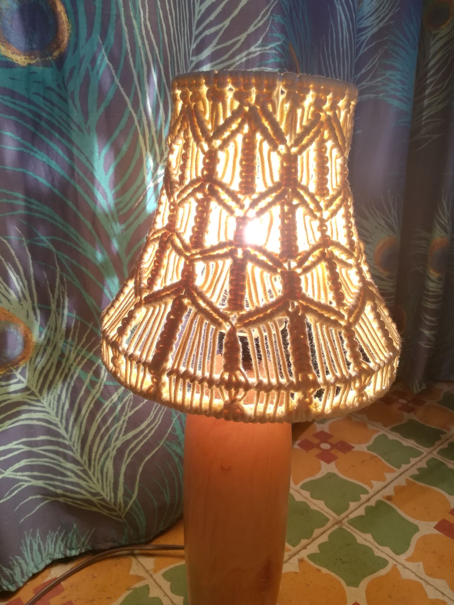 Wooden and macramé lamp