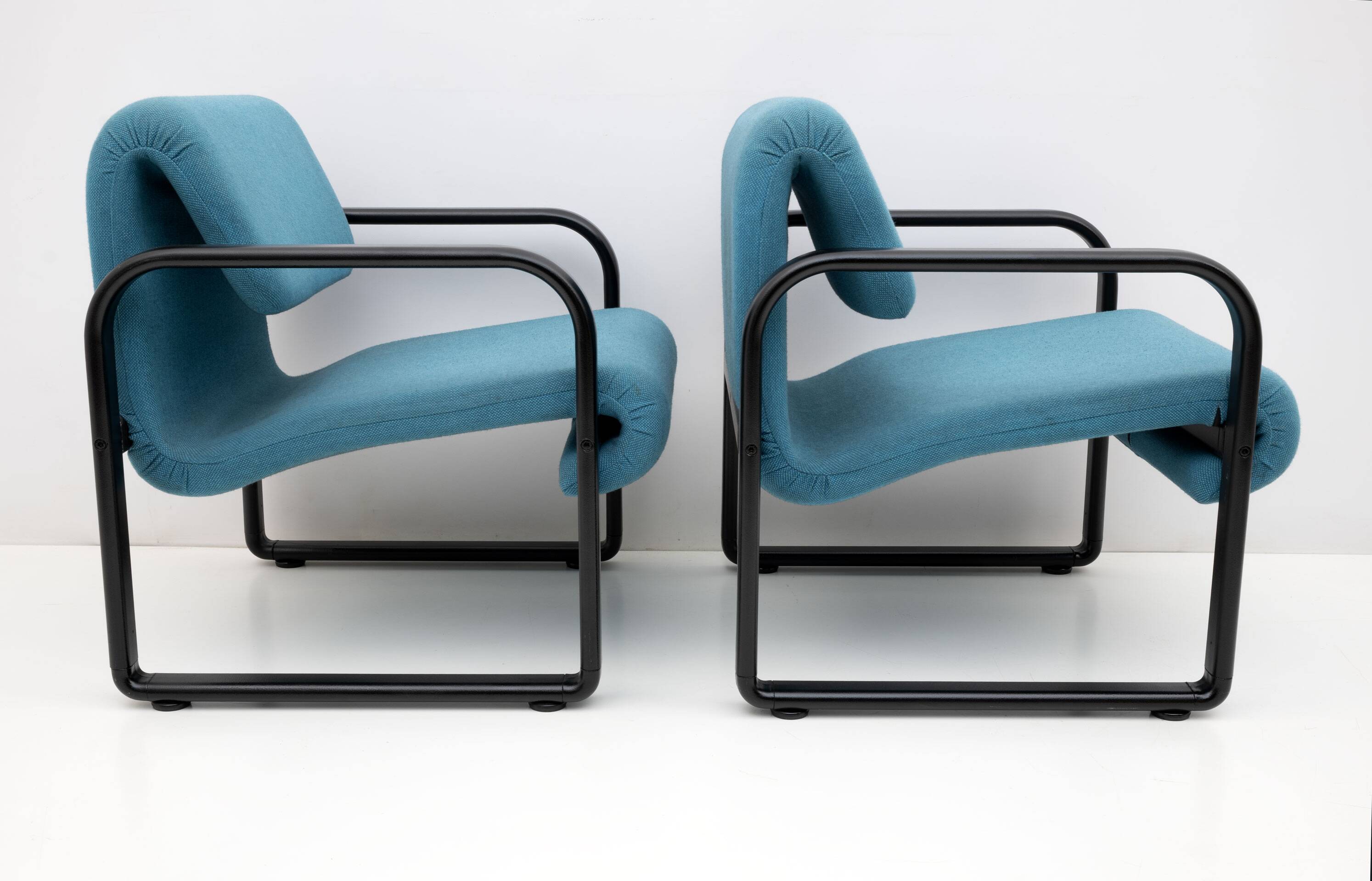 Post-Modern Italian Fabric and Metal Armchairs by Arflex, 70s