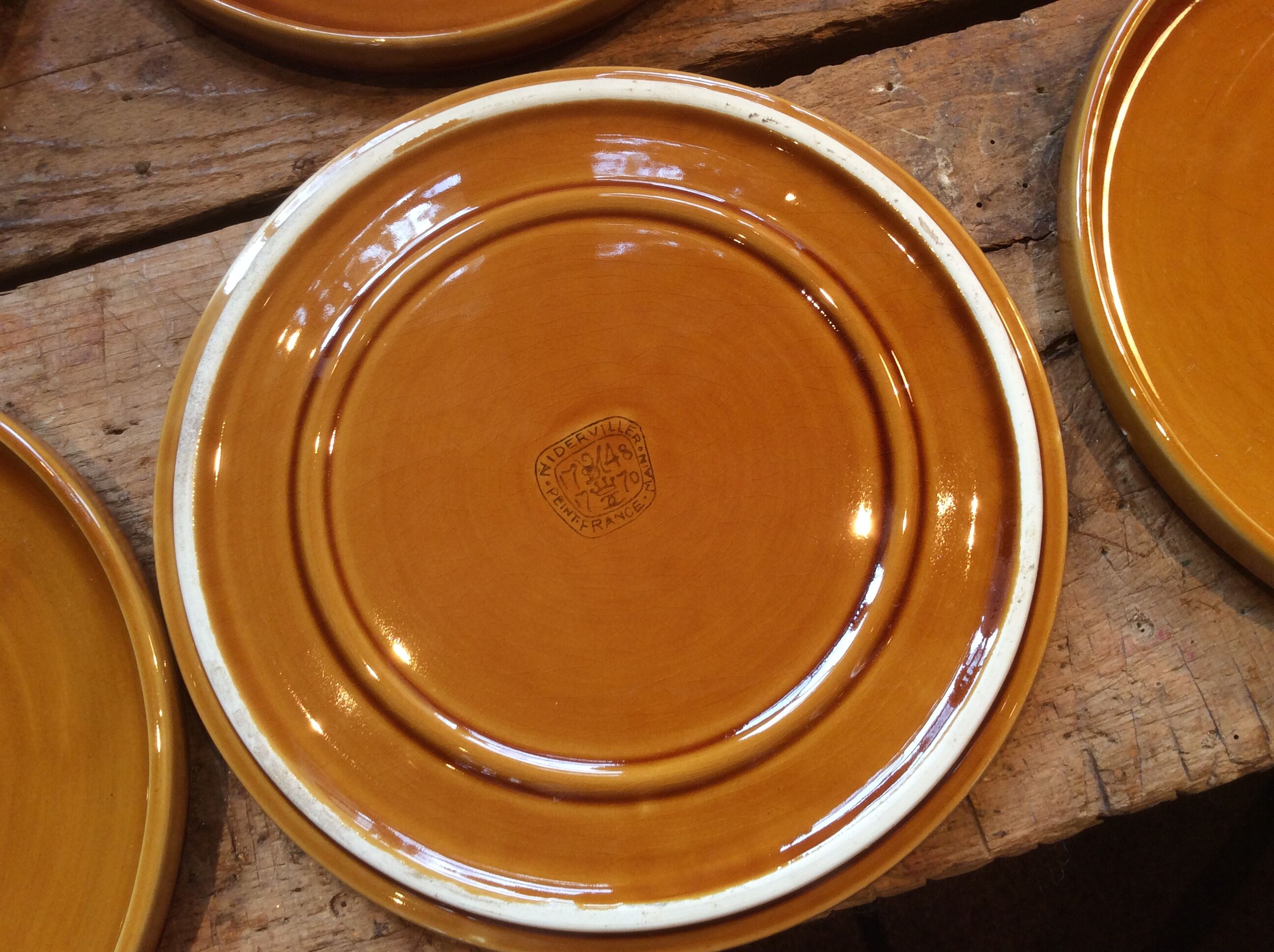 Set of 12 plates vintage
