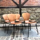 5 Arne Jacobsen chairs