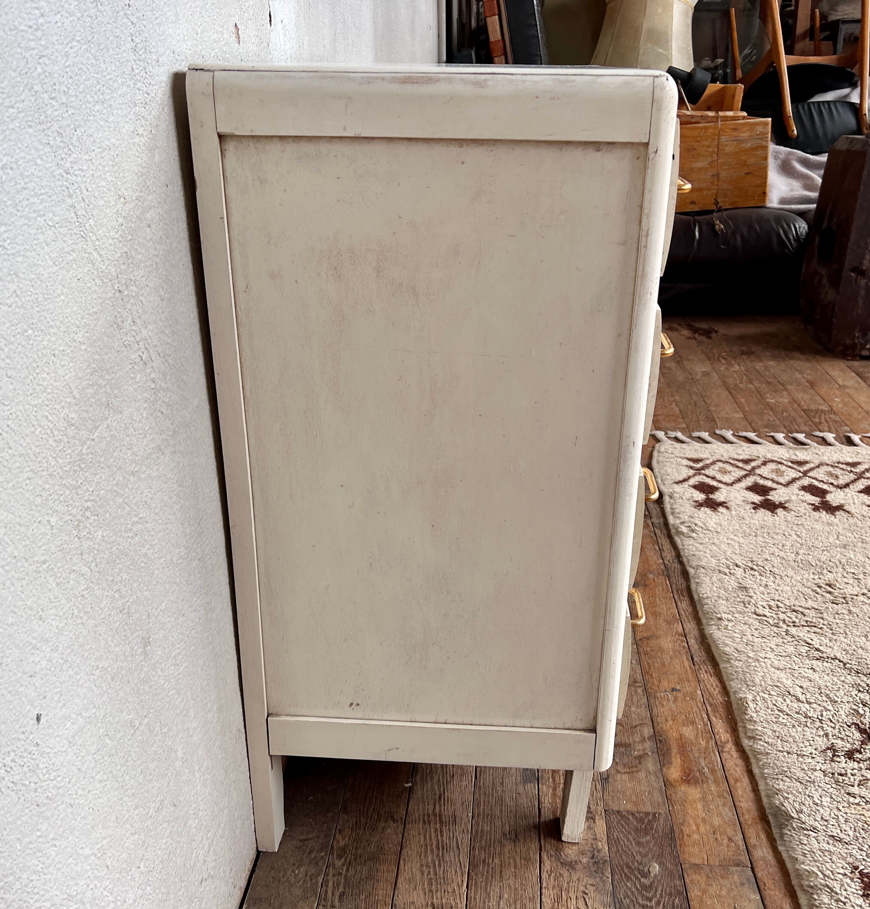 Vintage white chest of drawers feet compass 1960