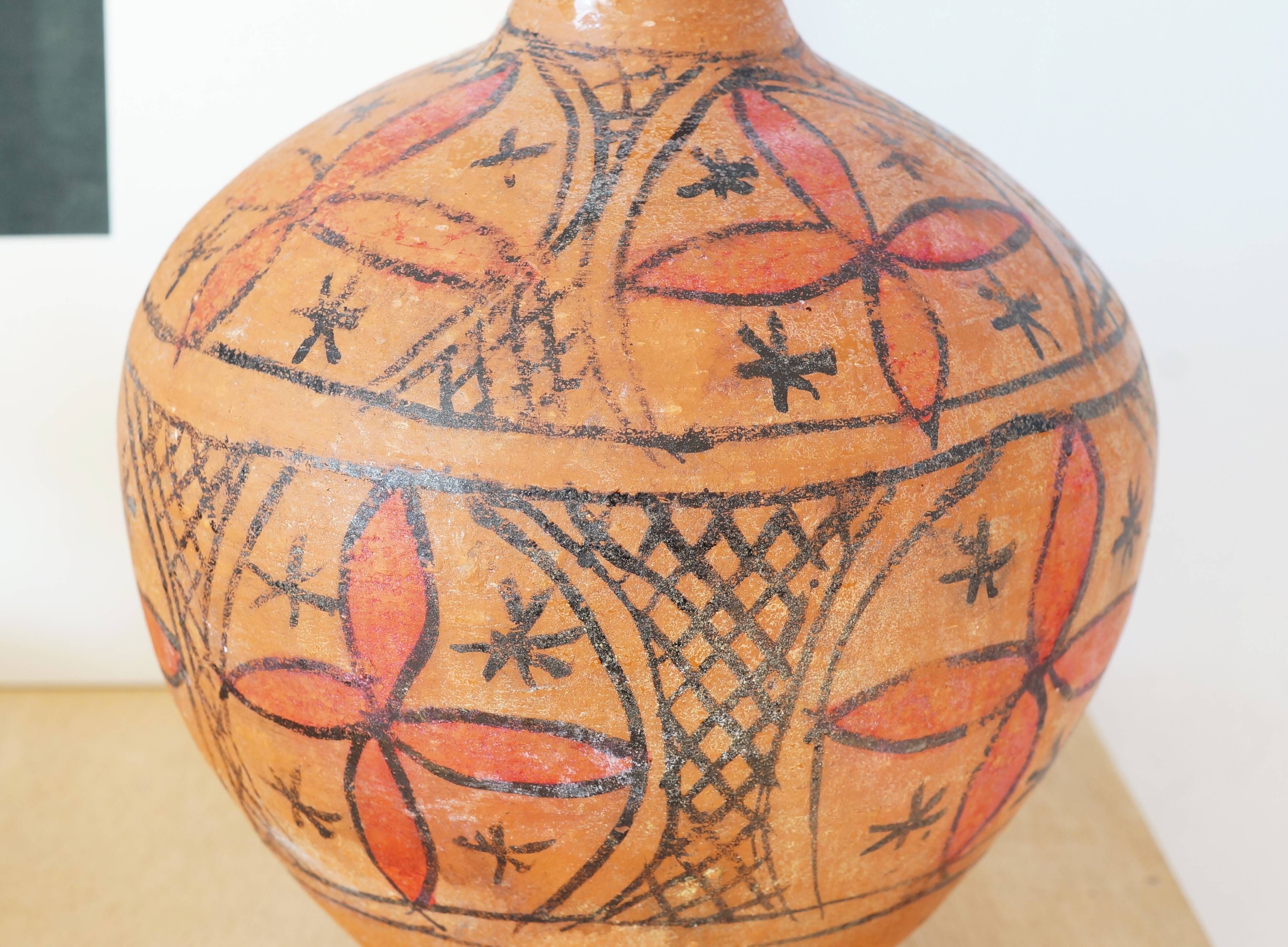 Old Berber vase in painted terracotta
