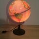 Globe terrestre lumineux vintage