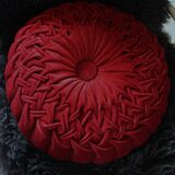 Coussin rond velours rouge foncé rosace tressé vintage