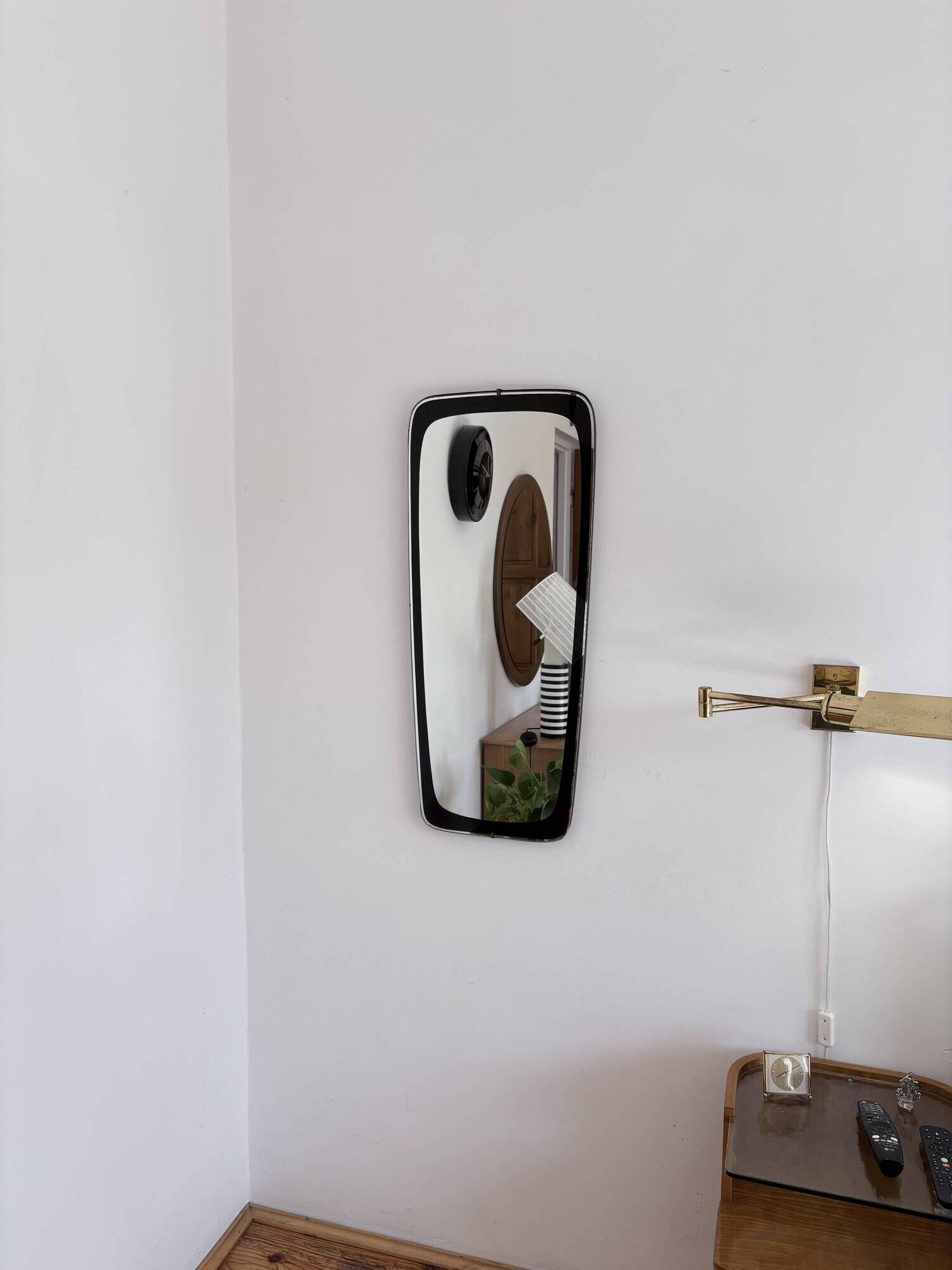 Large, asymmetrical Rockabilly-style crystal mirror, 1960s.