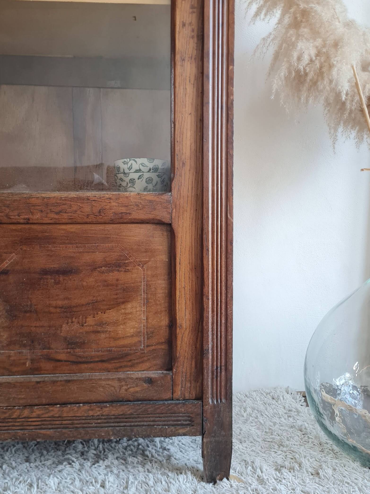 Glass-fronted Parisian wardrobe