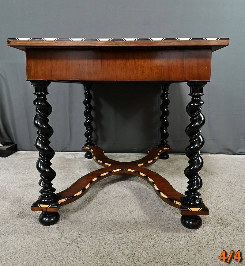 Desk table in precious wood marquetry, Napoleon III period – mid-19th century