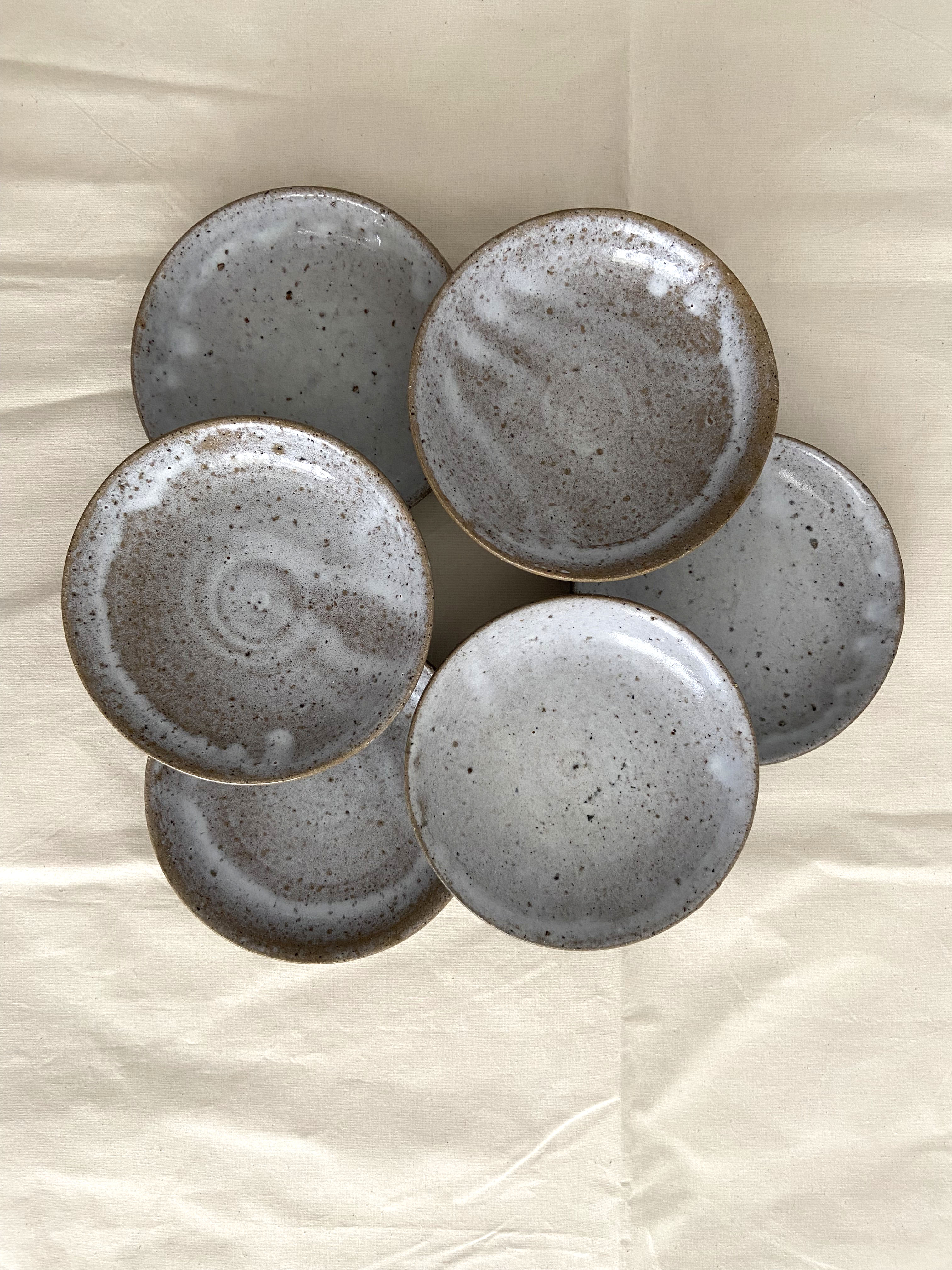 Set of 6 stoneware dessert plates