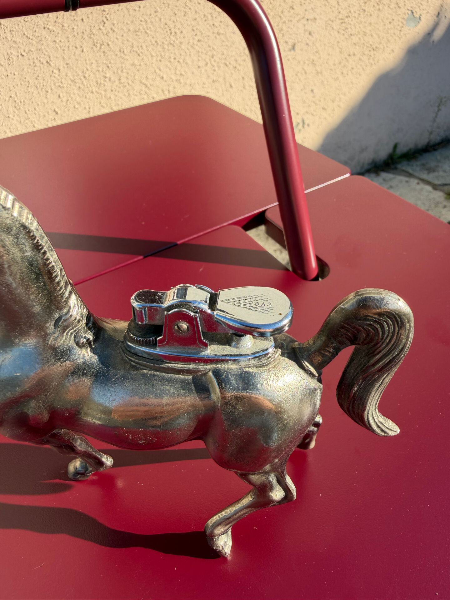 Briquet métal  forme cheval vintage