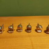 6 table card holders, whale