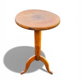 19th-century gueridon. Small walnut side table.