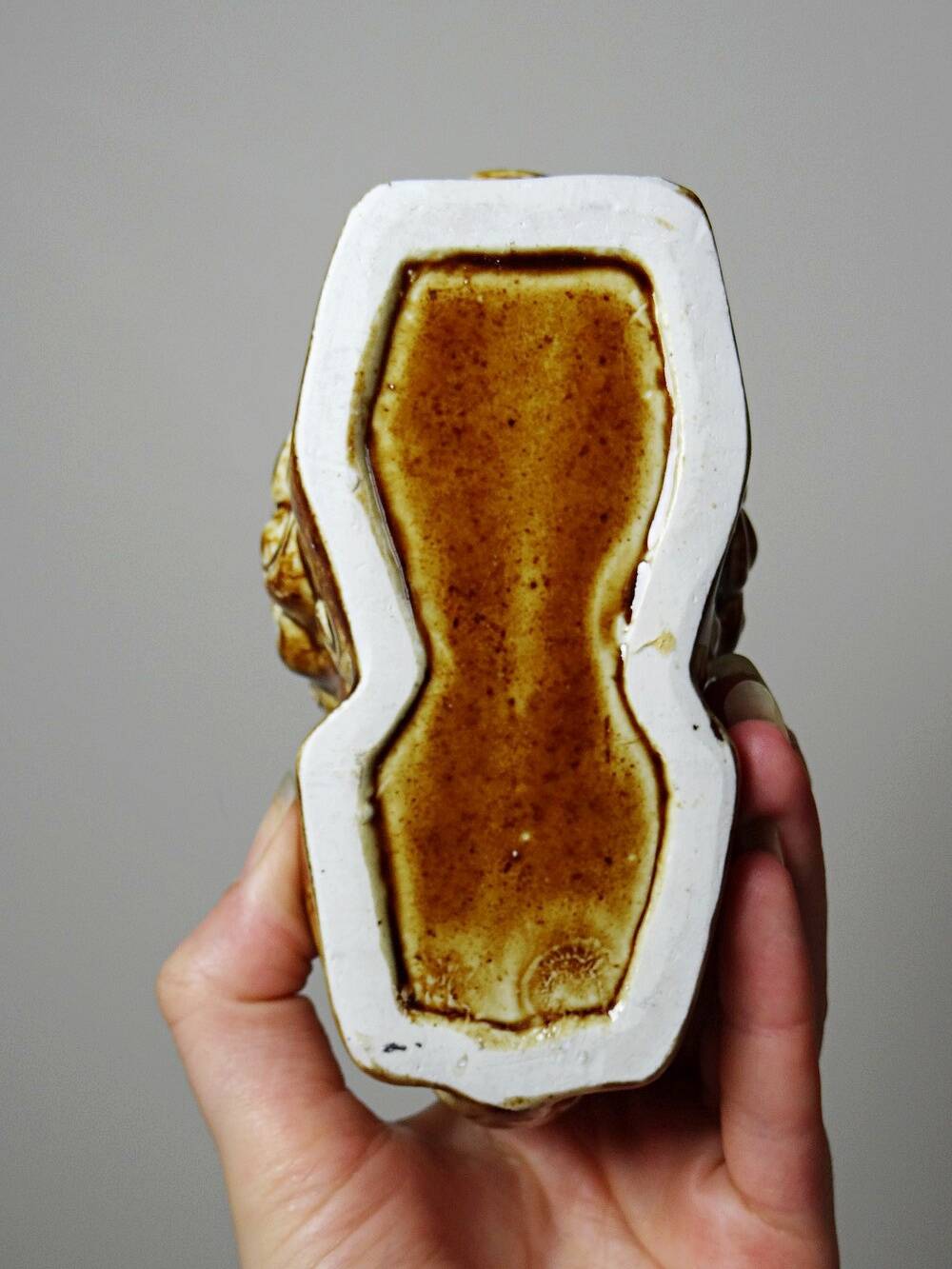 Vintage 60s-70s brown glazed ceramic Foo dog ashtray.