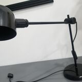 Desk lamp