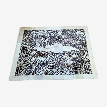 Tapis en peau de vache zèbre blanc