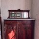 Buffet ancien style Henri II – Plateau en marbre et miroir