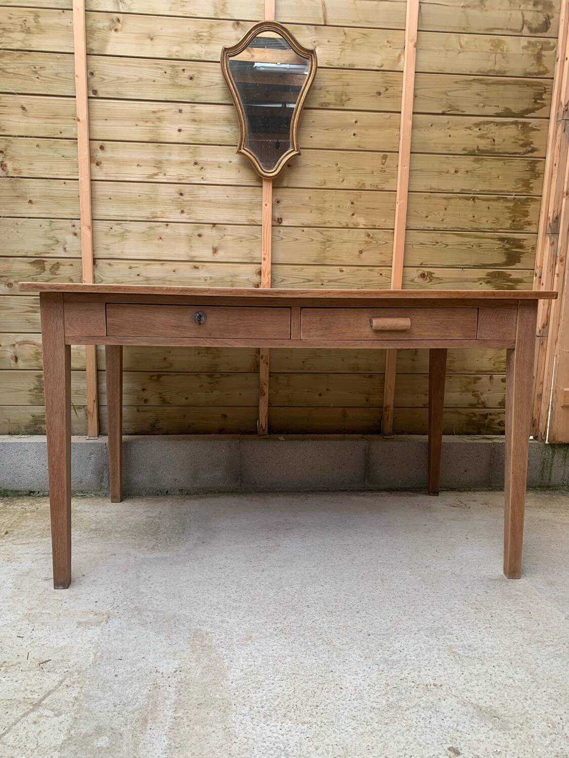 Schoolmaster's office