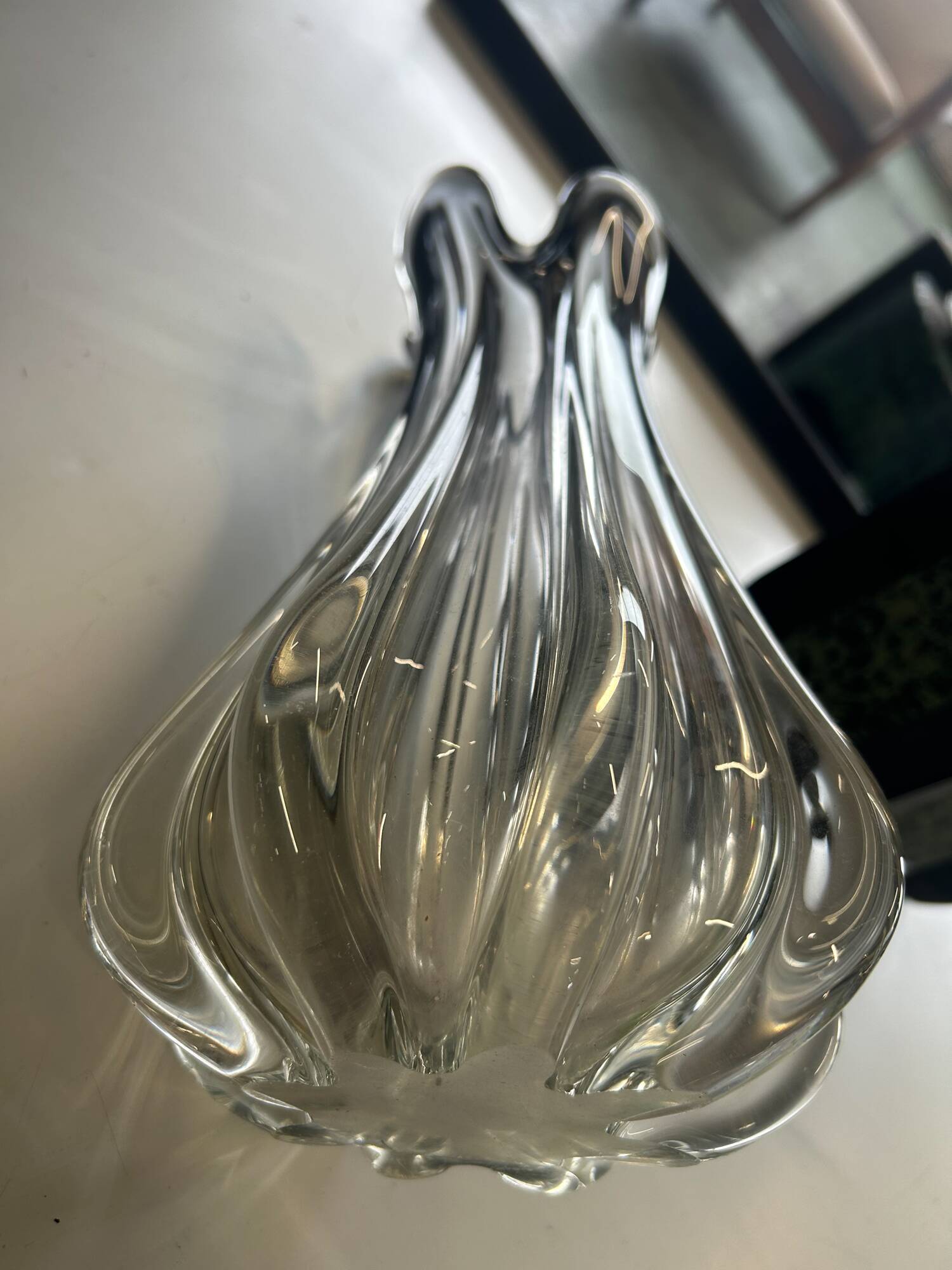 Vase en verre de Murano sommerso forme fleur